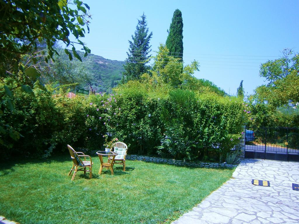 Villa Frias Aszprojerakáta Szoba fotó