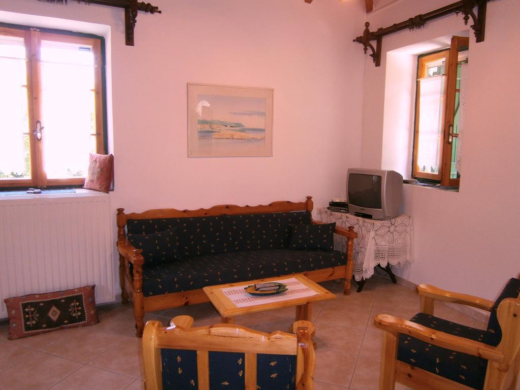 Villa Frias Aszprojerakáta Szoba fotó