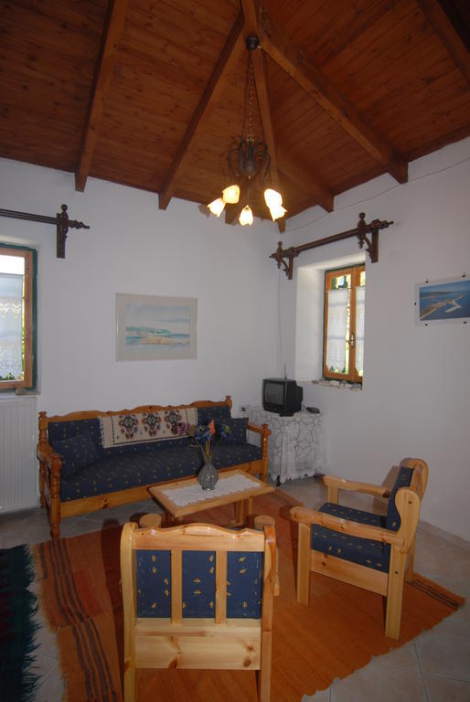 Villa Frias Aszprojerakáta Szoba fotó