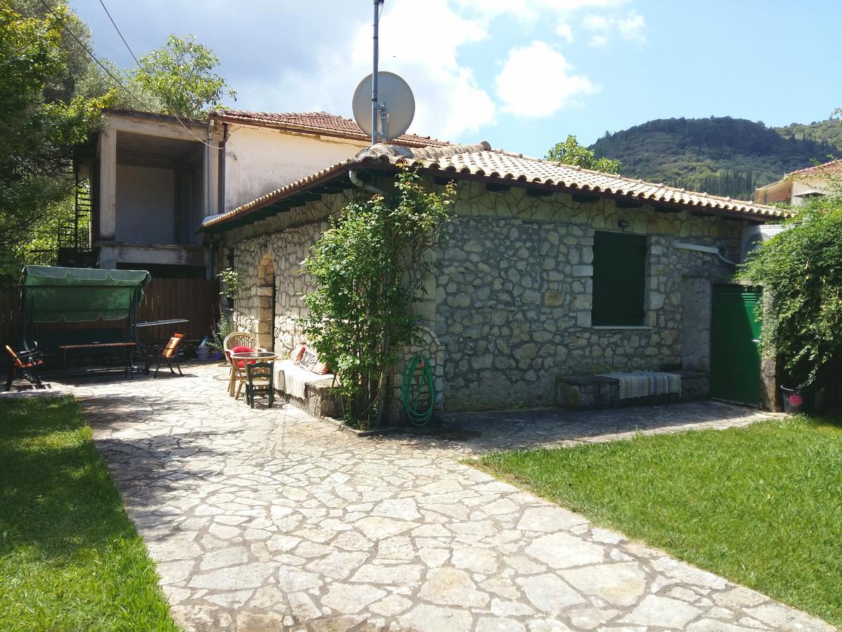 Villa Frias Aszprojerakáta Kültér fotó